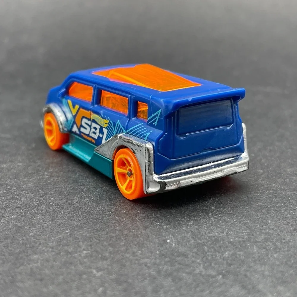 Hot Wheels Speedbox Van SB-1 Vehicle Blue Orange Diecast 1/64 Scale Loose